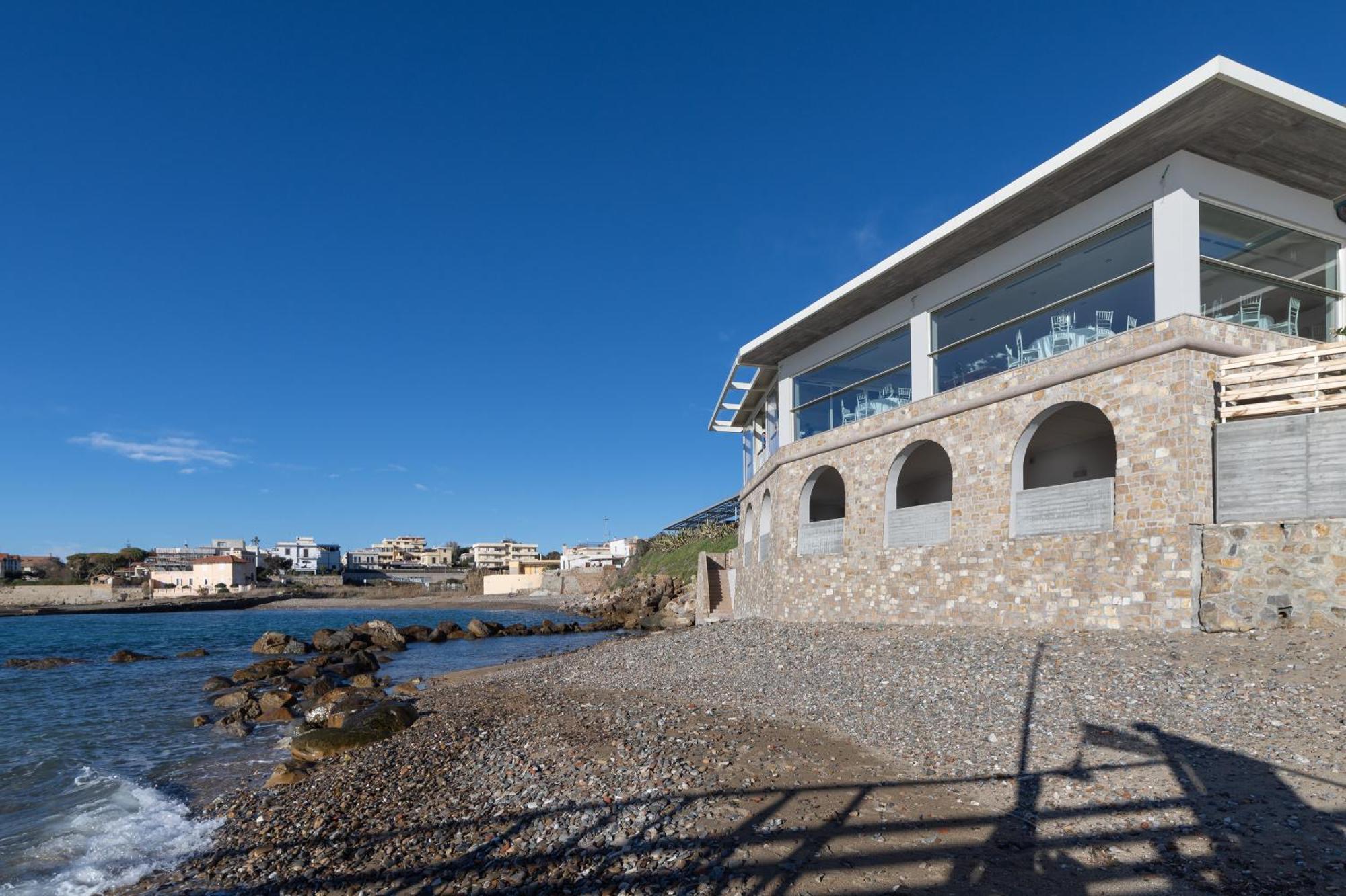 Le Suites Sul Mare Di Esterina Civitavecchia Exterior foto
