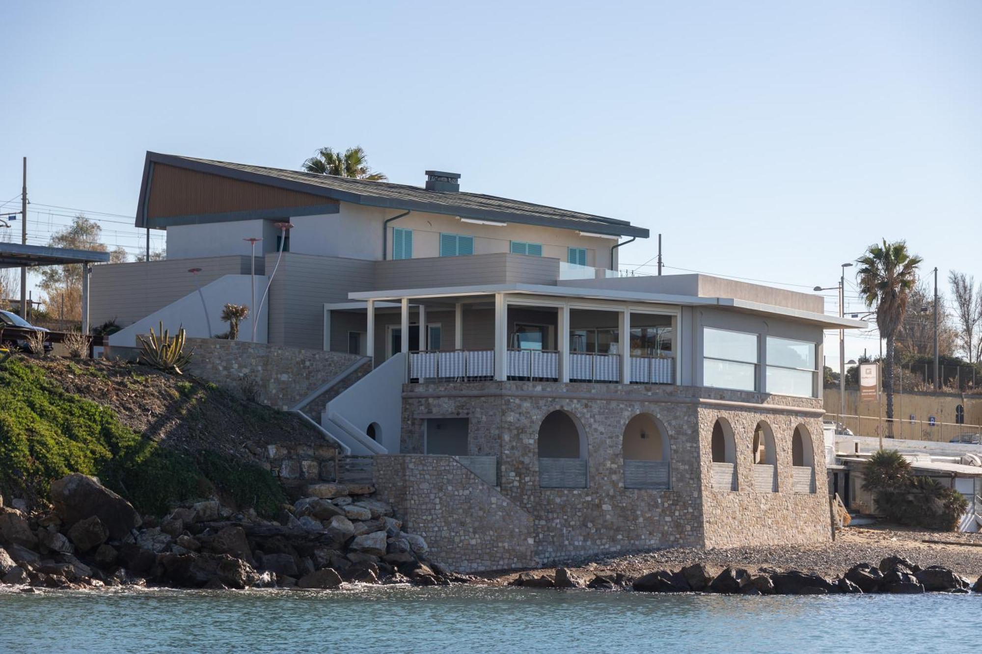 Le Suites Sul Mare Di Esterina Civitavecchia Exterior foto