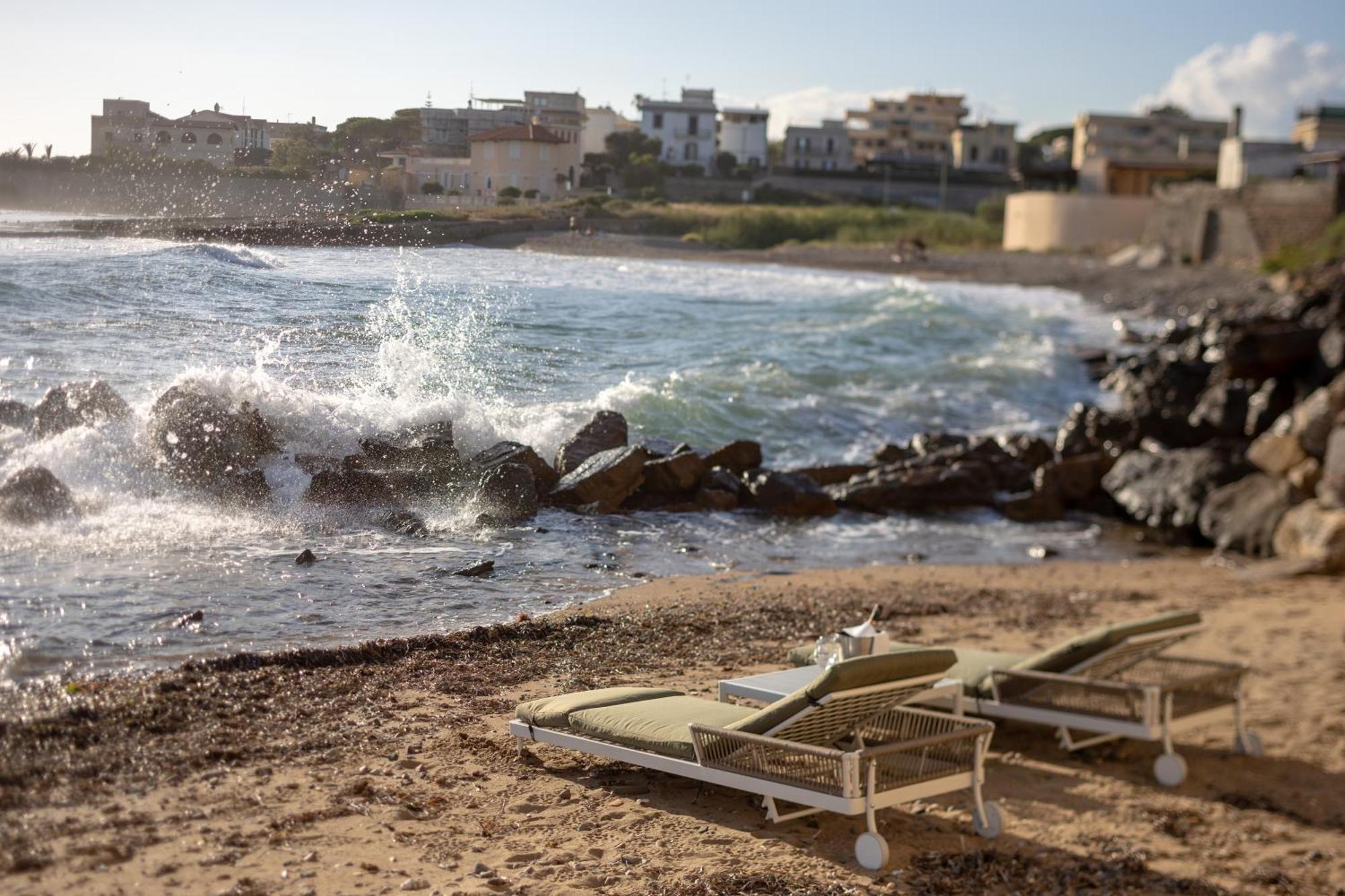 Le Suites Sul Mare Di Esterina Civitavecchia Exterior foto